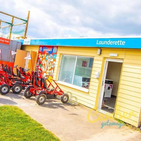 Mp768 - Camber Sands Holiday Park - Huge Lodge - Small Dog Friendly - Sleeps 8 المظهر الخارجي الصورة