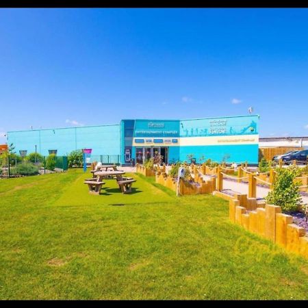 Mp768 - Camber Sands Holiday Park - Huge Lodge - Small Dog Friendly - Sleeps 8 المظهر الخارجي الصورة