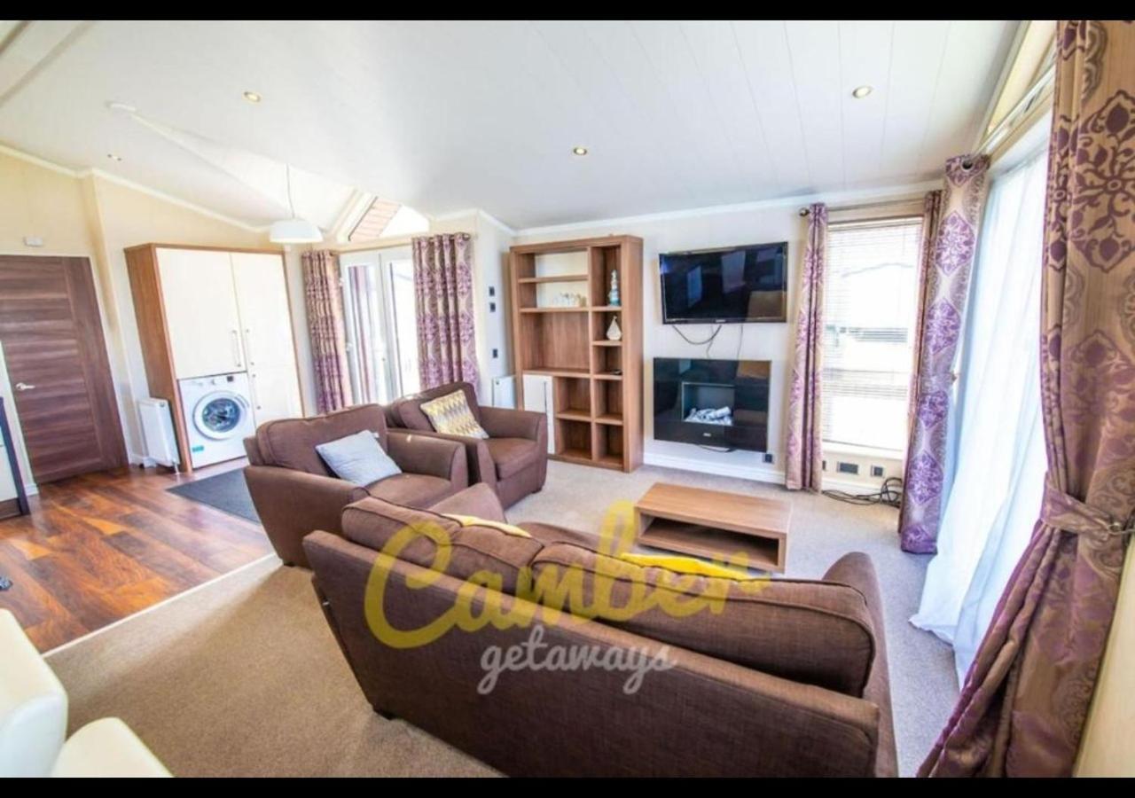 Mp768 - Camber Sands Holiday Park - Huge Lodge - Small Dog Friendly - Sleeps 8 المظهر الخارجي الصورة